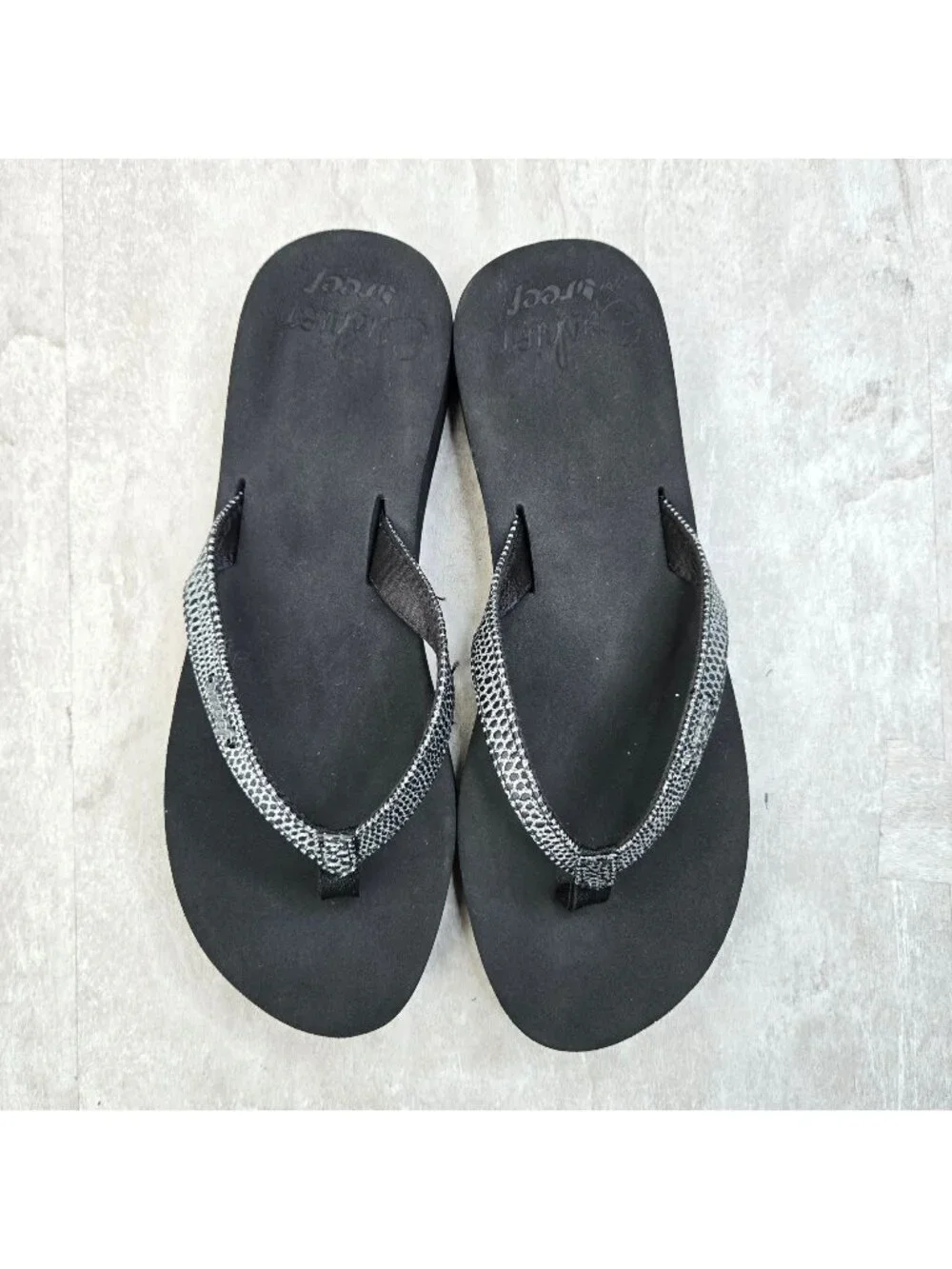 Reef Thong Sandals Size 10 Black Croc Comfort Open Toe Flip Flops Summer Beach
